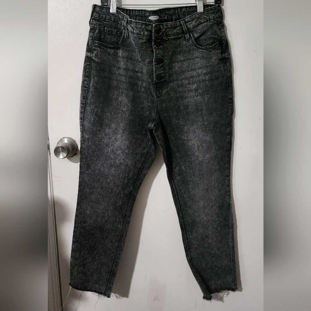 Old Navy Rockstar super skinny jeans